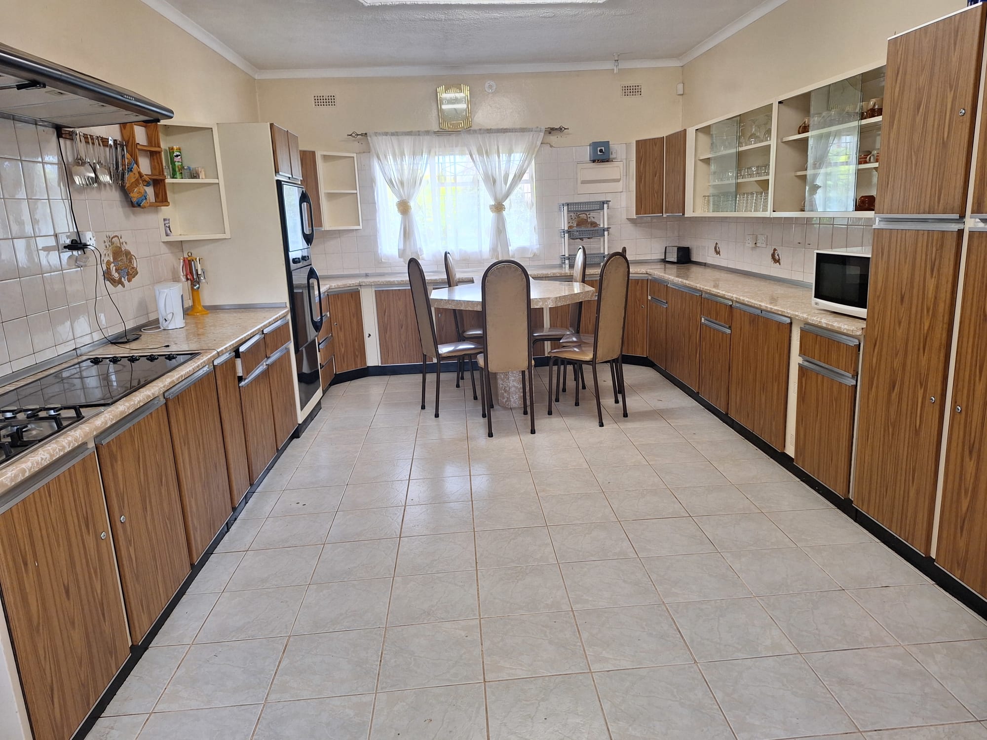 Ashleys Guest House (1)